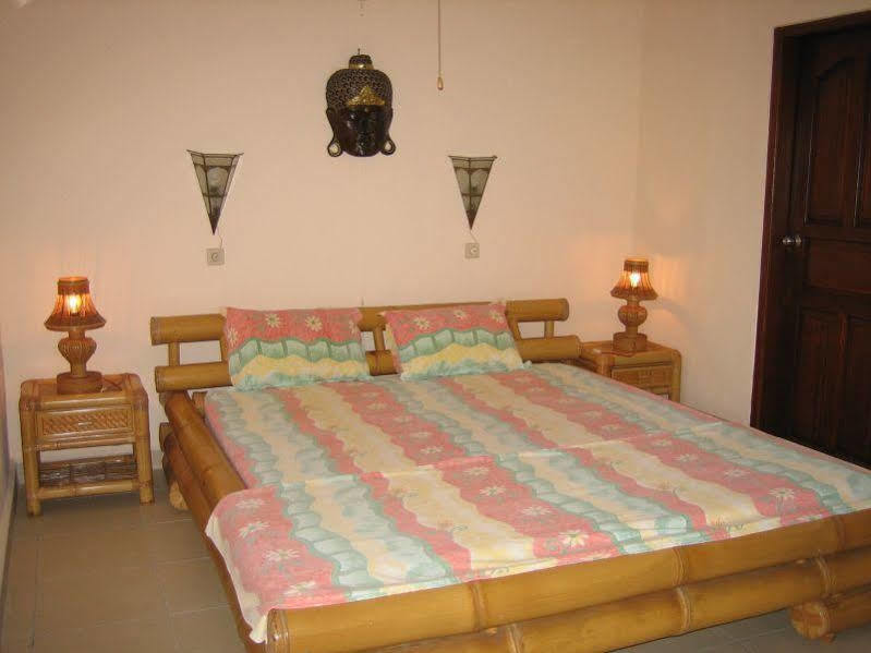 Ombak Putih Bungalows Hotel Nusa Dua  Ngoại thất bức ảnh