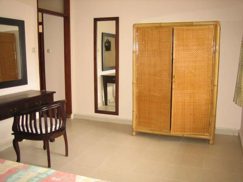 Ombak Putih Bungalows Hotel Nusa Dua  Ngoại thất bức ảnh