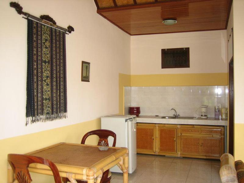 Ombak Putih Bungalows Hotel Nusa Dua  Ngoại thất bức ảnh